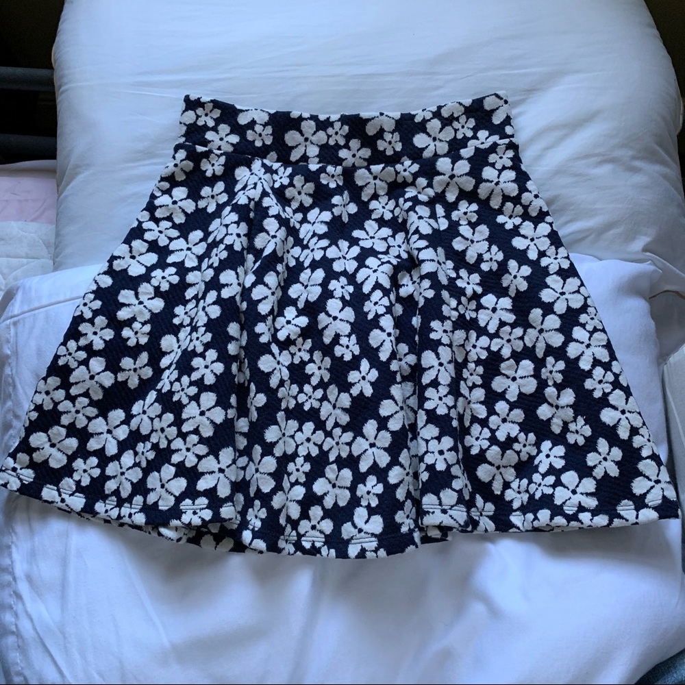 H&M Floral Navy and White Skirt